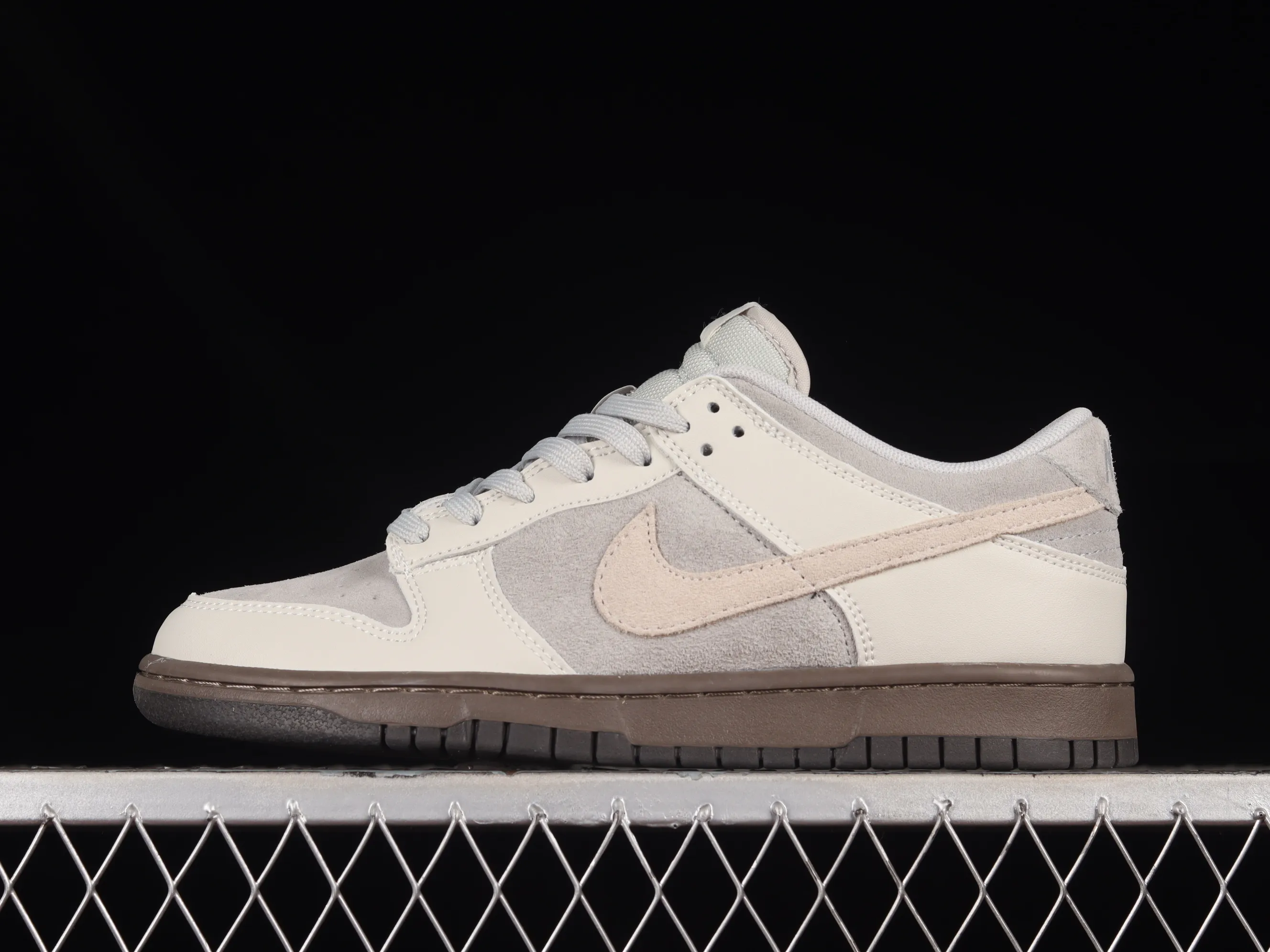 All Categories Nk SB Dunk Series Nk SB Dunk Low Low-top sneakers Cost-effective version Dunk Low "Ironstone" Iron ore SB low-top sports and leisure sneakers FD9746-001